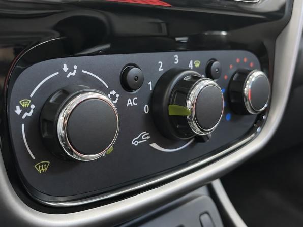 Renault Duster I с пробегом 2014 года, цена 1 059 000 рублей, 92000 км, внедорожник, Автокод Объявления