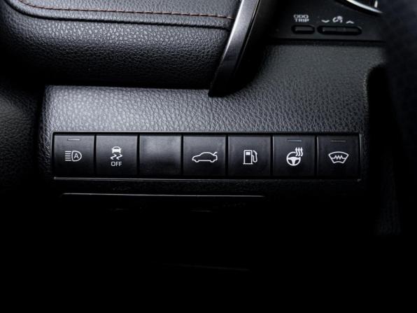 Toyota Camry VII (XV50) Рестайлинг 2 с пробегом 2018 года, цена 2 785 000 рублей, 169511 км, седан, Автокод Объявления