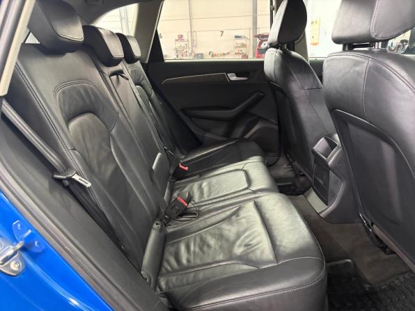 Audi Q5 I (8R) с пробегом 2009 года, цена 1 247 000 рублей, 308819 км, внедорожник, Автокод Объявления