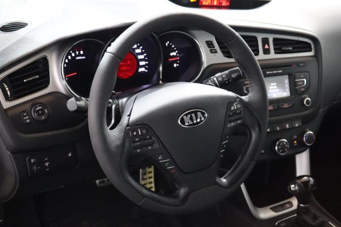 Kia Ceed II с пробегом 2014 года, цена 1 149 000 рублей, 160000 км, хэтчбек, Автокод Объявления