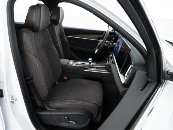 Geely Monjaro I Рестайлинг 2 с пробегом 2025 года, цена 4 182 434 рубля, 11 км, внедорожник, Автокод Объявления