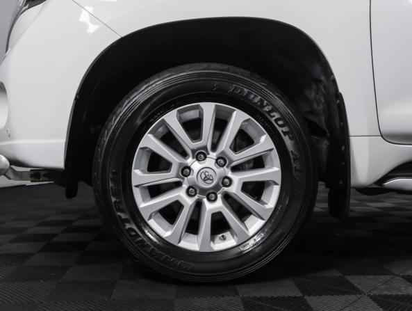 Toyota Land Cruiser Prado 150 Series Рестайлинг 1 с пробегом 2014 года, цена 3 890 000 рублей, 156523 км, внедорожник, Автокод Объявления
