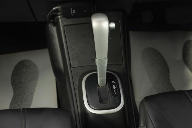Nissan Tiida I Рестайлинг с пробегом 2012 года, цена 599 000 рублей, 197806 км, седан, Автокод Объявления