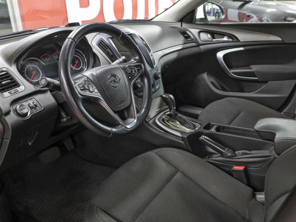 Opel Insignia I Рестайлинг с пробегом 2014 года, цена 1 299 000 рублей, 80728 км, седан, Автокод Объявления