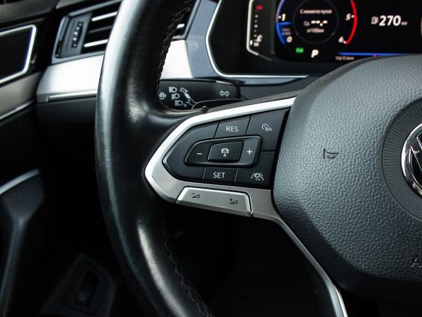 Volkswagen Passat B8 Рестайлинг с пробегом 2020 года, цена 2 970 000 рублей, 134774 км, универсал, Автокод Объявления