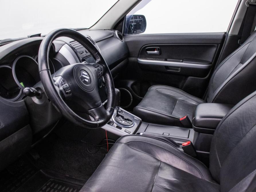 Suzuki Grand Vitara II Москва  - изображение 10