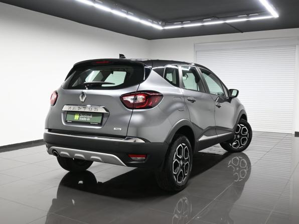 Renault Kaptur I Рестайлинг с пробегом 2021 года, цена 1 795 000 рублей, 59236 км, внедорожник, Автокод Объявления