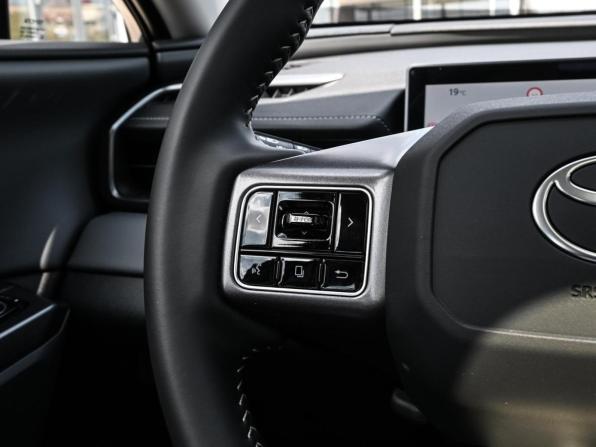 Toyota RAV4 VI (XA60) с пробегом 2026 года, цена 4 500 000 рублей, 727 км, внедорожник, Автокод Объявления