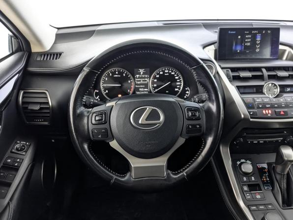 Lexus NX I с пробегом 2015 года, цена 2 395 000 рублей, 212618 км, внедорожник, Автокод Объявления