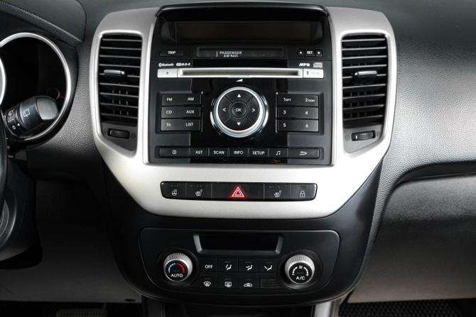 Kia Venga I Рестайлинг с пробегом 2014 года, цена 1 229 000 рублей, 153903 км, компактвэн, Автокод Объявления