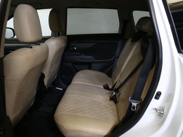 Mitsubishi Outlander III Рестайлинг 2 с пробегом 2018 года, цена 1 845 000 рублей, 140000 км, внедорожник, Автокод Объявления