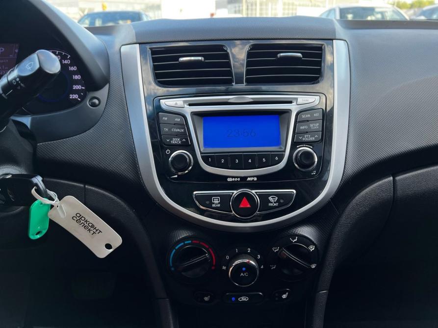 Hyundai Solaris I Волгоград  - изображение 12