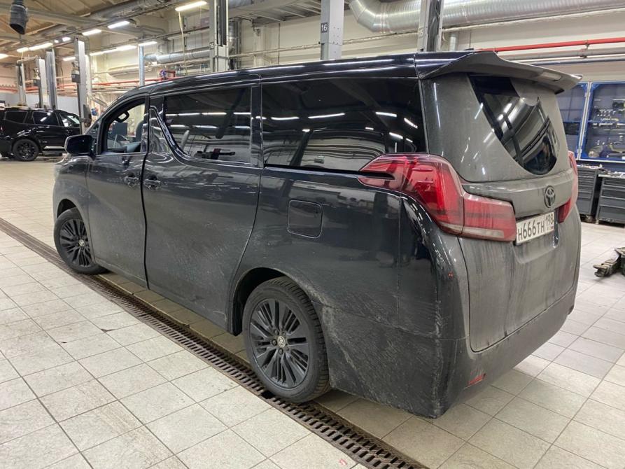 Toyota Alphard III Рестайлинг Санкт-Петербург  - изображение 4