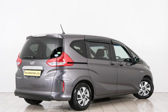 Honda Freed II с пробегом 2019 года, цена 1 629 000 рублей, 145000 км, компактвэн, Автокод Объявления