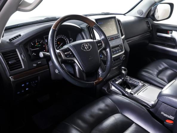 Toyota Land Cruiser 200 Series Рестайлинг 2 с пробегом 2016 года, цена 6 890 000 рублей, 78214 км, внедорожник, Автокод Объявления