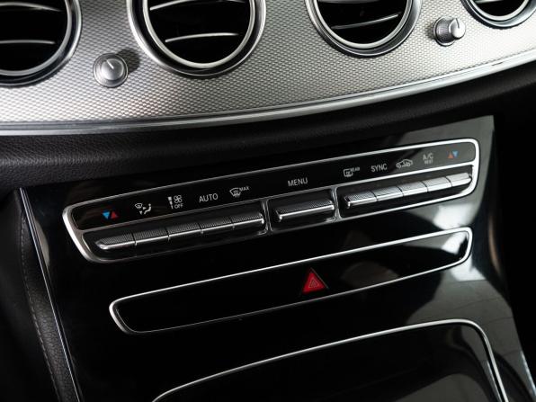 Mercedes-Benz E-Класс V (W213 S213 C238) с пробегом 2020 года, цена 2 750 000 рублей, 128000 км, седан, Автокод Объявления