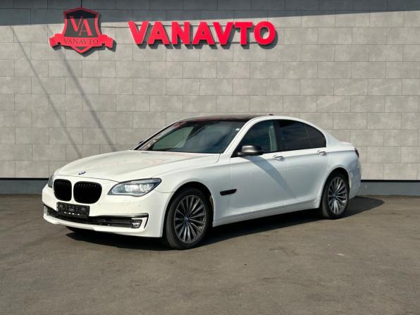 BMW 7 серии V (F01/F02/F04) Рестайлинг с пробегом 2015 года, цена 2 050 000 рублей, 273100 км, седан, Автокод Объявления