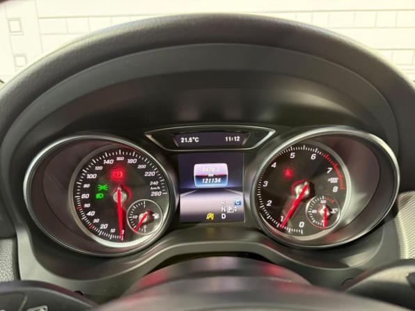 Mercedes-Benz GLA I (X156) Рестайлинг с пробегом 2017 года, цена 1 950 000 рублей, 121000 км, внедорожник, Автокод Объявления