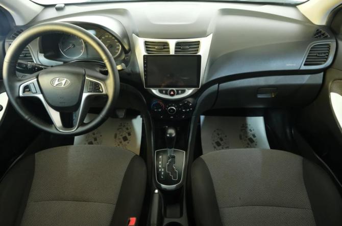 Hyundai Solaris I с пробегом 2011 года, цена 889 000 рублей, 92000 км, седан, Автокод Объявления