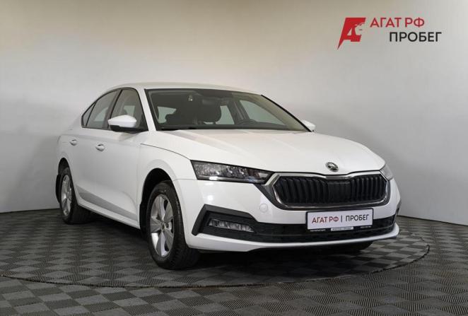 Skoda Octavia IV (A8) с пробегом 2020 года, цена 2 350 000 рублей, 73100 км, лифтбек, Автокод Объявления