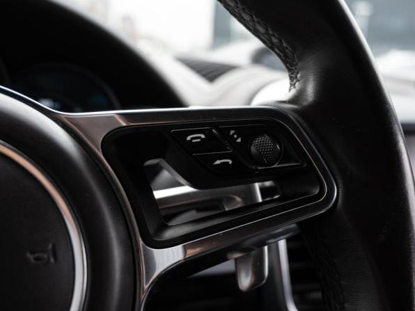Porsche Cayenne II Рестайлинг (958) с пробегом 2015 года, цена 3 700 000 рублей, 176565 км, внедорожник, Автокод Объявления