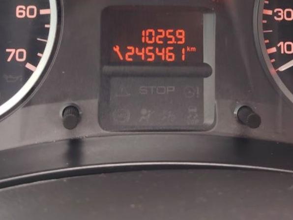 Peugeot Partner II с пробегом 2011 года, цена 680 000 рублей, 245460 км, компактвэн, Автокод Объявления