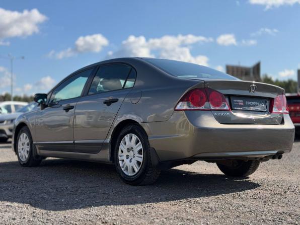 Honda Civic VIII с пробегом 2008 года, цена 490 000 рублей, 180000 км, седан, Автокод Объявления