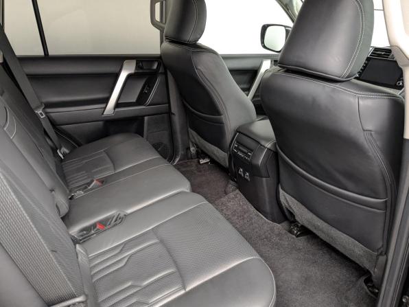 Toyota Land Cruiser Prado 150 Series Рестайлинг 3 с пробегом 2021 года, цена 6 570 000 рублей, 84301 км, внедорожник, Автокод Объявления