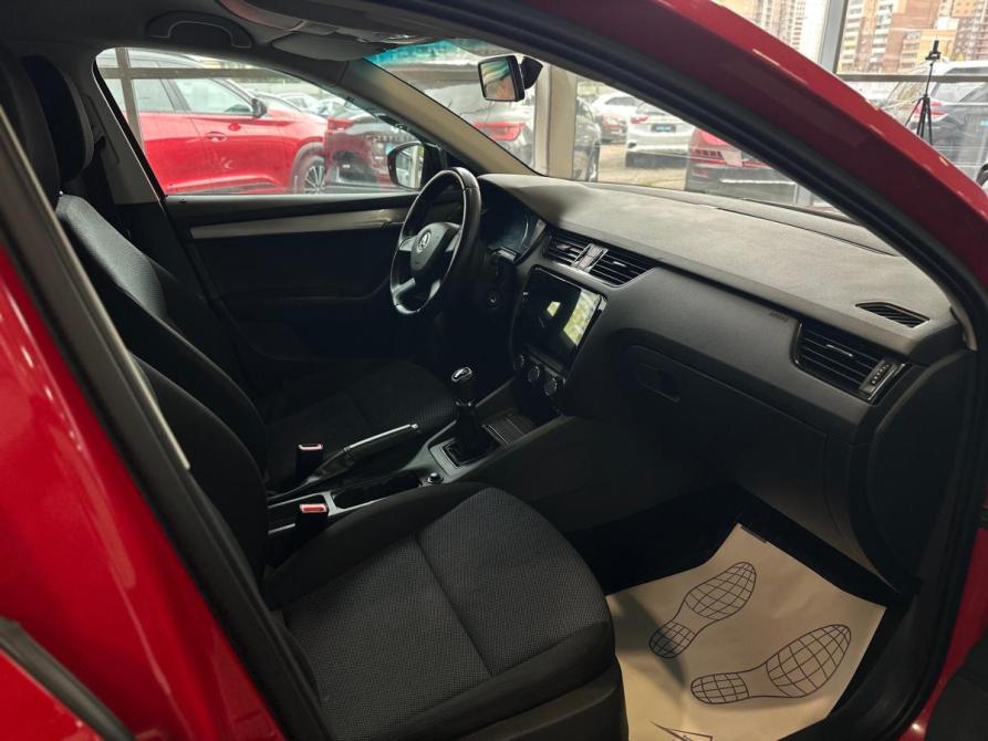 Skoda Octavia III (A7) Санкт-Петербург  - изображение 28