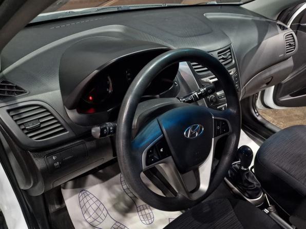 Hyundai Solaris I Рестайлинг с пробегом 2015 года, цена 1 050 000 рублей, 98380 км, хэтчбек, Автокод Объявления