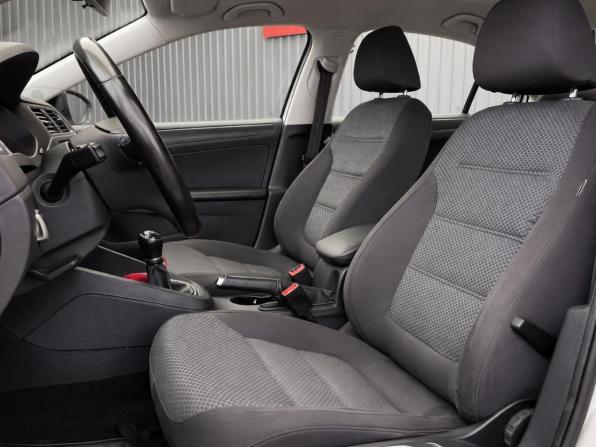 Volkswagen Jetta VI с пробегом 2014 года, цена 1 277 000 рублей, 103840 км, седан, Автокод Объявления