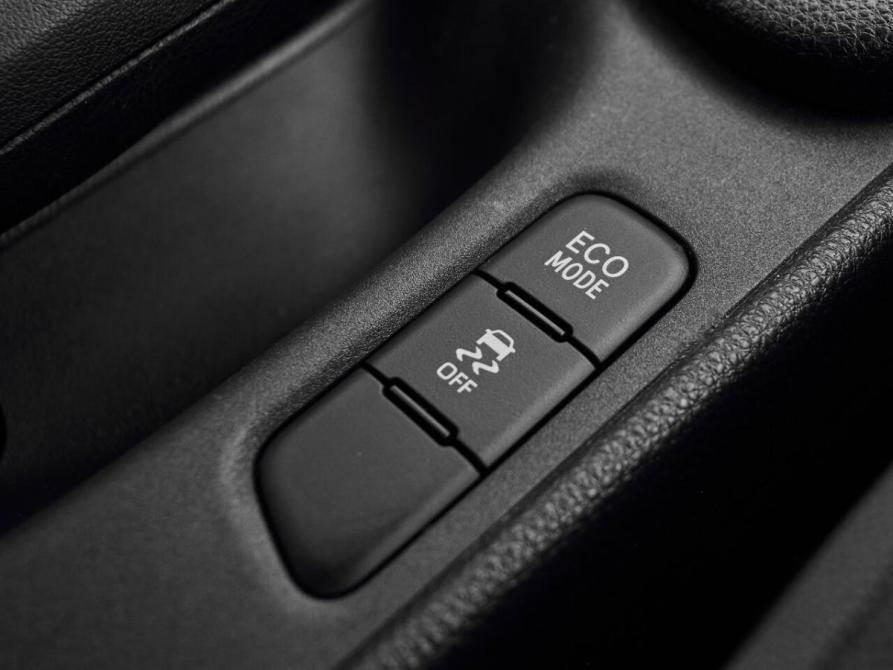 Toyota Yaris IV Екатеринбург  - изображение 21