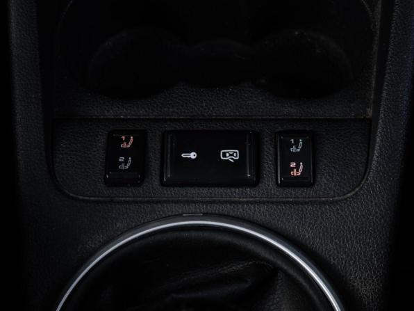 Skoda Fabia II Рестайлинг с пробегом 2010 года, цена 420 000 рублей, 275637 км, хэтчбек, Автокод Объявления