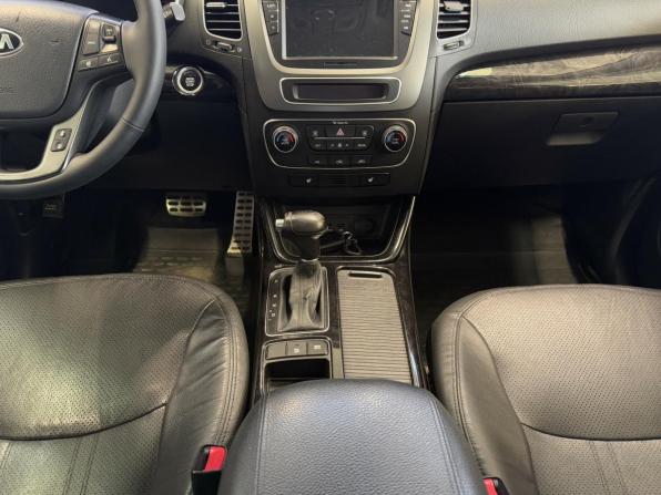 Kia Sorento II Рестайлинг с пробегом 2014 года, цена 1 680 000 рублей, 184000 км, внедорожник, Автокод Объявления