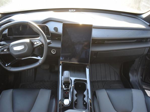 Geely Cityray с пробегом 2024 года, цена 2 400 000 рублей, 18588 км, внедорожник, Автокод Объявления