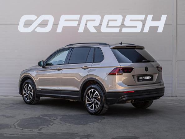 Volkswagen Tiguan II с пробегом 2018 года, цена 2 600 000 рублей, 54582 км, внедорожник, Автокод Объявления