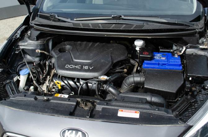 Kia Ceed II с пробегом 2014 года, цена 1 350 000 рублей, 105000 км, хэтчбек, Автокод Объявления