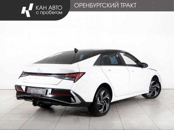 Hyundai Elantra VII (CN7) Рестайлинг с пробегом 2023 года, цена 2 127 000 рублей, 69905 км, седан, Автокод Объявления