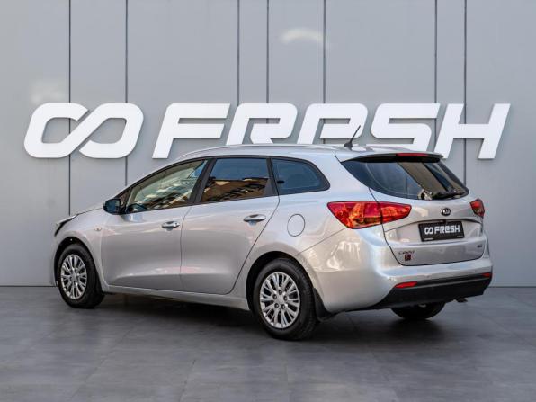 Kia Ceed II Рестайлинг с пробегом 2018 года, цена 1 188 000 рублей, 198637 км, универсал, Автокод Объявления