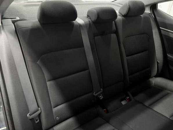 Hyundai Elantra VI (AD) с пробегом 2018 года, цена 1 545 000 рублей, 120429 км, седан, Автокод Объявления