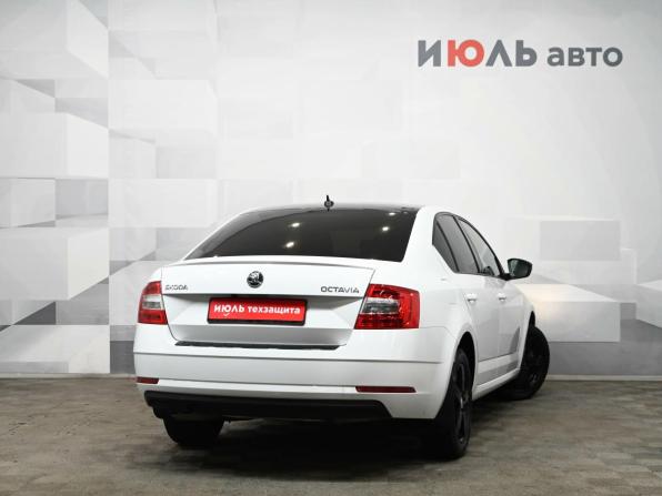 Skoda Octavia III (A7) Рестайлинг с пробегом 2017 года, цена 1 900 000 рублей, 129678 км, лифтбек, Автокод Объявления