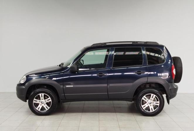 Chevrolet Niva I Рестайлинг с пробегом 2016 года, цена 760 000 рублей, 66859 км, внедорожник, Автокод Объявления