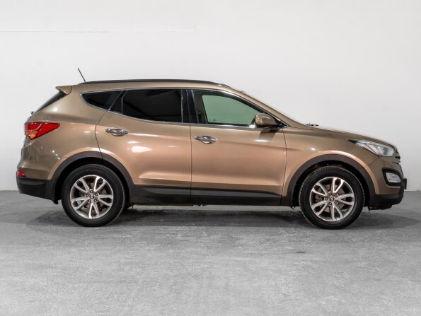 Hyundai Santa Fe III с пробегом 2013 года, цена 1 989 000 рублей, 147591 км, внедорожник, Автокод Объявления