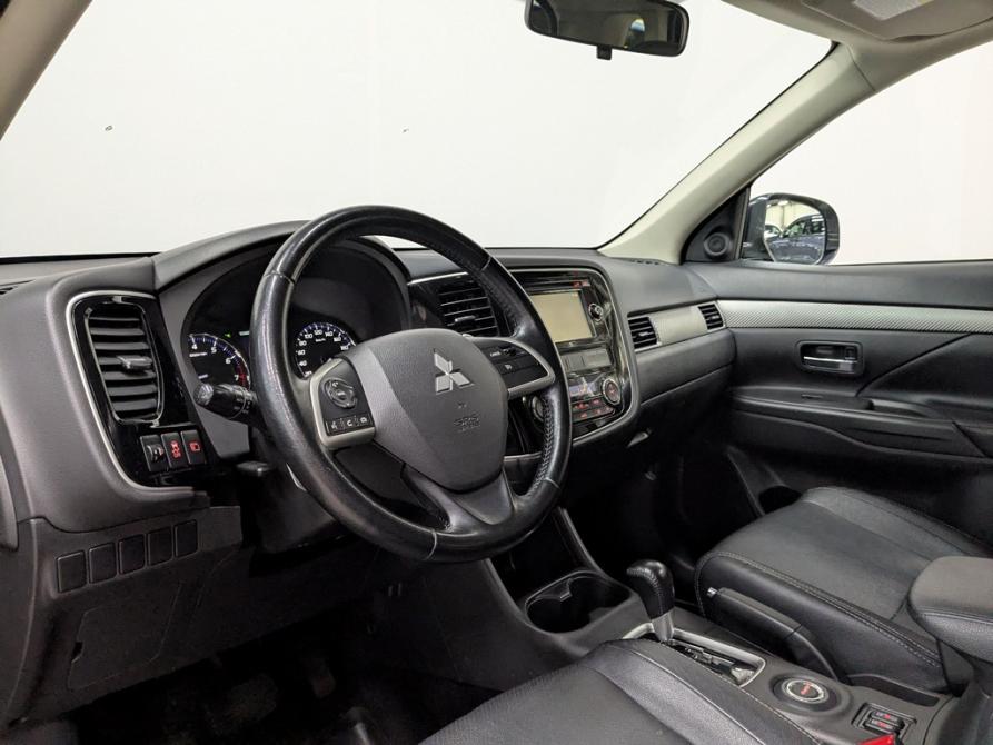 Mitsubishi Outlander III Рестайлинг Москва  - изображение 2