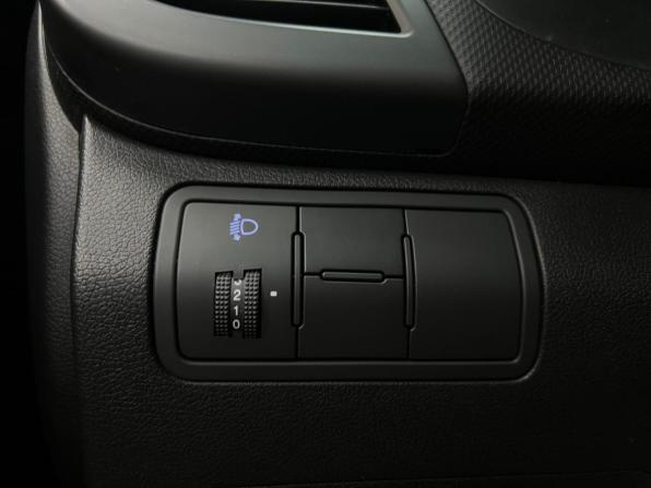 Hyundai Solaris I Рестайлинг с пробегом 2016 года, цена 930 000 рублей, 130930 км, седан, Автокод Объявления