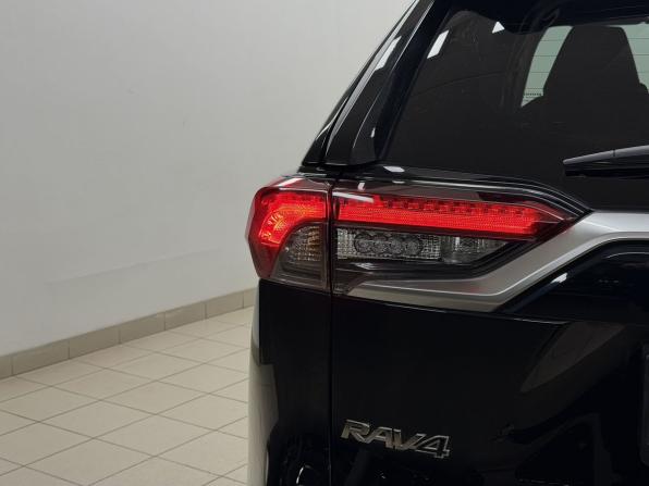 Toyota RAV4 V (XA50) с пробегом 2021 года, цена 2 915 000 рублей, 116507 км, внедорожник, Автокод Объявления