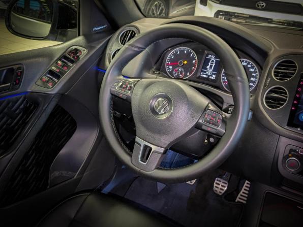 Volkswagen Tiguan I Рестайлинг с пробегом 2014 года, цена 1 499 900 рублей, 160000 км, внедорожник, Автокод Объявления
