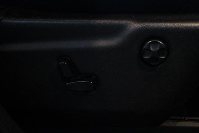 Jeep Grand Cherokee IV (WK2) с пробегом 2012 года, цена 1 920 000 рублей, 204659 км, внедорожник, Автокод Объявления