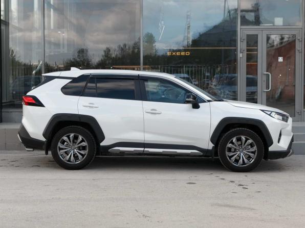 Toyota RAV4 V (XA50) с пробегом 2023 года, цена 3 500 000 рублей, 44256 км, внедорожник, Автокод Объявления