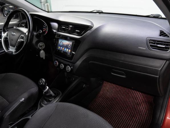 Kia Rio III Рестайлинг с пробегом 2016 года, цена 1 119 000 рублей, 80699 км, седан, Автокод Объявления